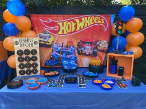 Feesttafel hotwheels